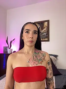 Snapshot of _Emily_Sands_ chatting on October 29, 2025, 7:02 pm Emily Sands online show from October 29, 2025, 7:02 pm