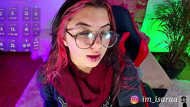 Snapshot of is_isaraa chatting on October 17, 2025, 11:12 am is isaraa online show from October 17, 2025, 11:12 am