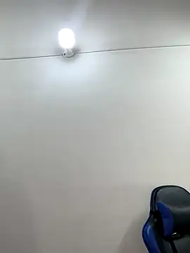 Adeline 1 online show from December 19, 2025, 2:26 am