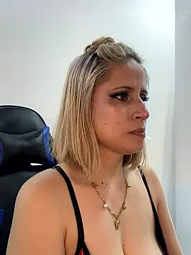 Adeline 1 online show from January 12, 2026, 2:29 am