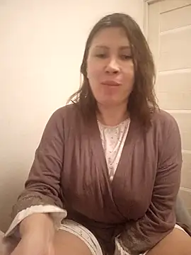 Snapshot of Ambika_beauty chatting on February 16, 2026, 3:05 am Ambika beauty online show from February 16, 2026, 3:05 am