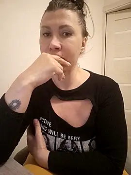 Ambika beauty online show from December 18, 2025, 7:29 pm