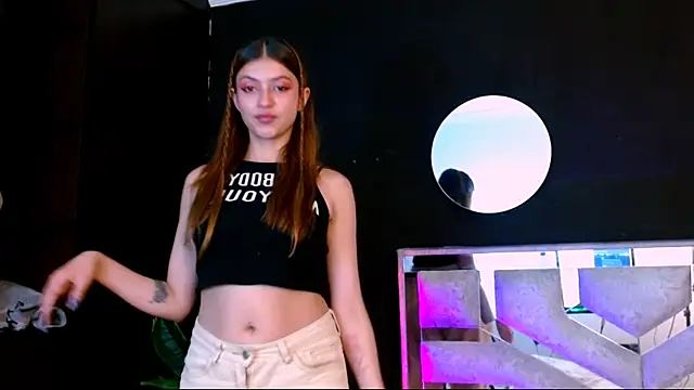 viky evanss online show from November 25, 2025, 6:30 pm