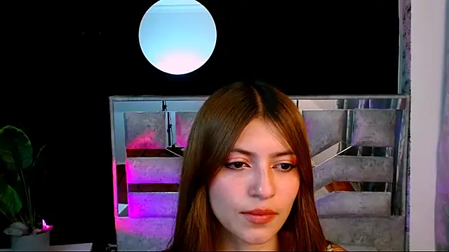 viky evanss online show from November 26, 2025, 8:53 pm