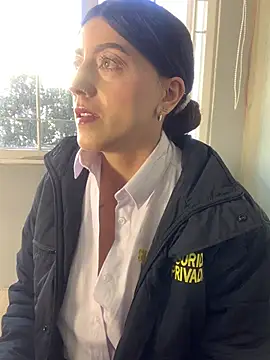 Snapshot of ElectraPink_ chatting on February 27, 2026, 1:55 pm ElectraPink online show from February 27, 2026, 1:55 pm