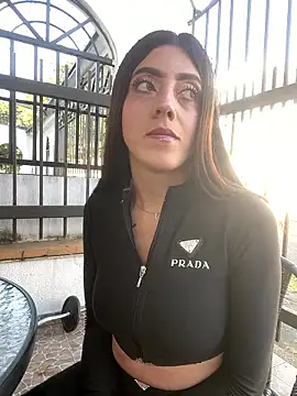 Snapshot of ElectraPink_ chatting on January 19, 2026, 1:04 pm ElectraPink online show from January 19, 2026, 1:04 pm