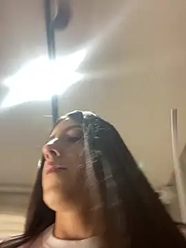 Snapshot of ElectraPink_ chatting on February 20, 2026, 1:35 pm ElectraPink online show from February 20, 2026, 1:35 pm