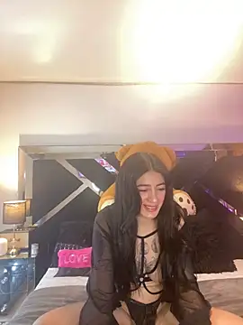 Moon Magic online show from October 24, 2025, 9:14 pm