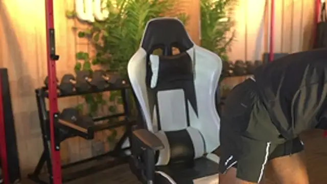 Reik Vonn online show from December 15, 2025, 12:22 pm