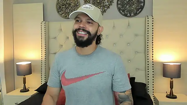 AlukardBig online show from November 2, 2025, 12:21 pm