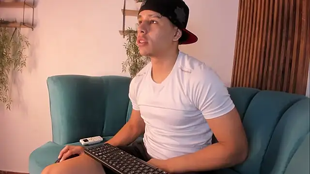 Adrian Volt online show from January 7, 2026, 8:36 pm