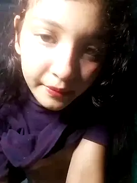 soymelisa2 online show from October 11, 2025, 12:11 am