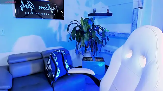 PrincessTiff online show from November 16, 2025, 8:35 pm