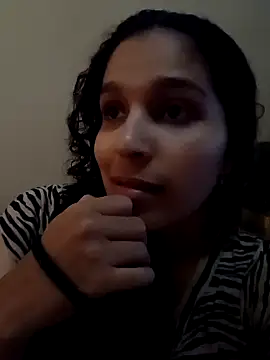 Belindamuller online show from December 1, 2025, 5:58 pm