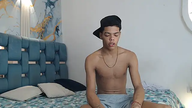 EMPIRE BOYS1 online show from February 27, 2026, 7:35 pm