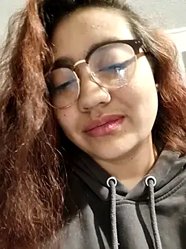 Snapshot of I_AM_ISABELLA chatting on October 13, 2025, 6:37 am I AM ISABELLA online show from October 13, 2025, 6:37 am