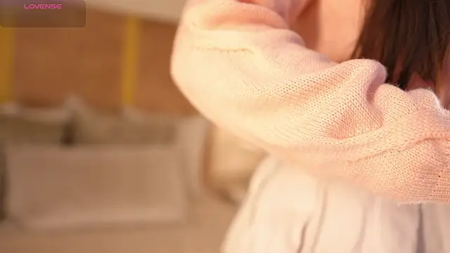 lyrabellini online show from March 11, 2026, 11:37 am