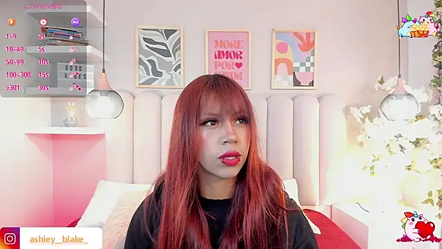 Isabella  gonzalez  online show from January 7, 2026, 3:33 am