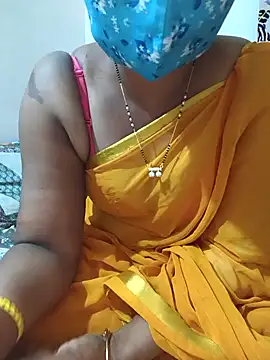 Snapshot of Best_Kannada_Couple chatting on December 16, 2025, 5:28 pm Best Kannada Couple online show from December 16, 2025, 5:28 pm