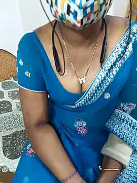 Snapshot of Best_Kannada_Couple chatting on January 17, 2026, 5:27 pm Best Kannada Couple online show from January 17, 2026, 5:27 pm