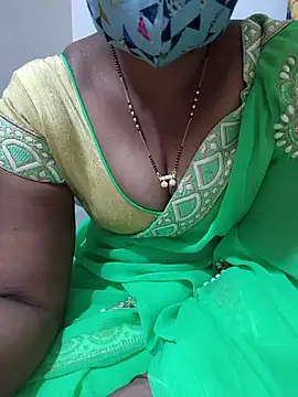 Snapshot of Best_Kannada_Couple chatting on December 19, 2025, 5:37 pm Best Kannada Couple online show from December 19, 2025, 5:37 pm