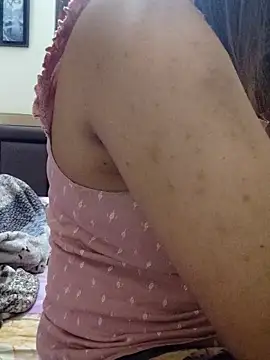 Tanha18 online show from February 4, 2026, 12:33 pm