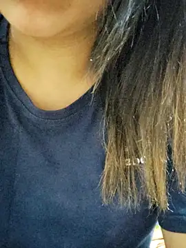 Tanha18 online show from December 13, 2025, 8:04 pm