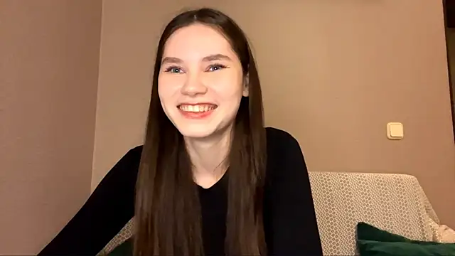 KaseyByczek online show from October 11, 2025, 4:08 pm