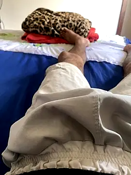 Gomes177 online show from October 25, 2025, 2:28 pm