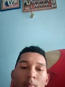 Snapshot of Rayangiss chatting on January 10, 2026, 9:32 pm Rayangiss online show from January 10, 2026, 9:32 pm