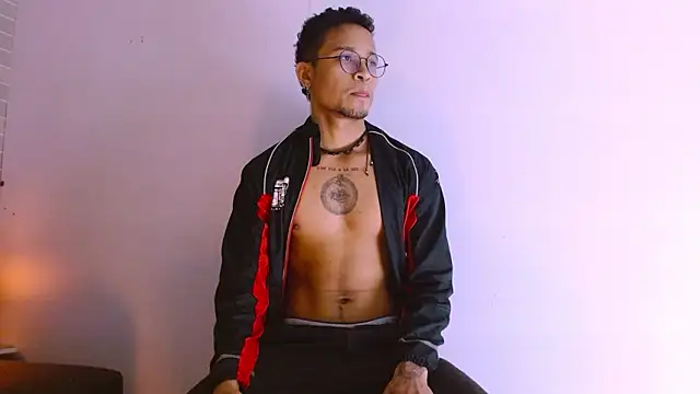 Snapshot of Jayden_Morris chatting on February 24, 2026, 7:37 pm Jayden Morris online show from February 24, 2026, 7:37 pm