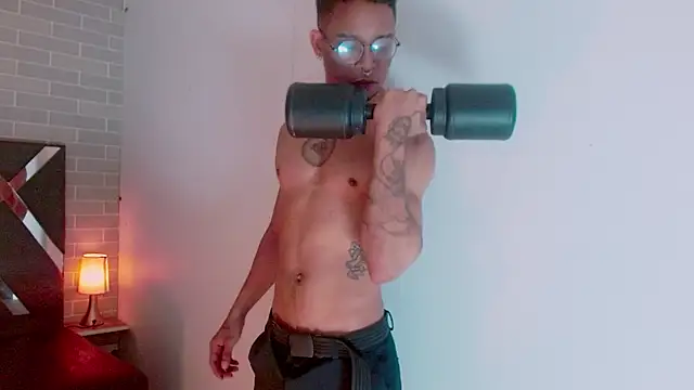 Jayden Morris online show from April 14, 2026, 3:33 am