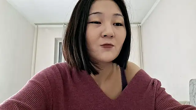 Snapshot of Lyndasilk chatting on March 3, 2026, 2:24 pm Lyndasilk online show from March 3, 2026, 2:24 pm