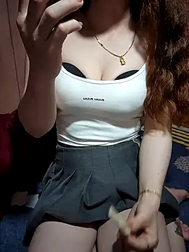 LeanaLy online show from November 16, 2025, 1:05 pm