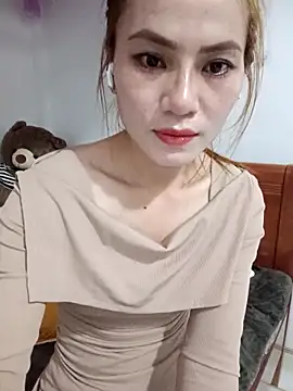 Labi2k online show from October 29, 2025, 3:33 pm