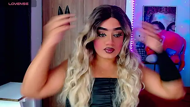 Snapshot of Sofiabigcock22 chatting on October 17, 2025, 11:28 pm Sofiabigcock22 online show from October 17, 2025, 11:28 pm