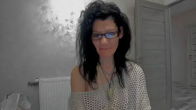 Snapshot of SweetSin40 chatting on February 14, 2026, 8:09 pm SweetSin40 online show from February 14, 2026, 8:09 pm