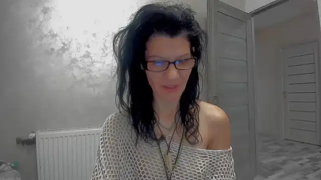 Snapshot of SweetSin40 chatting on February 5, 2026, 8:59 pm SweetSin40 online show from February 5, 2026, 8:59 pm