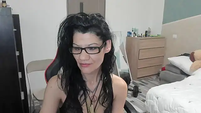 SweetSin40 online show from March 18, 2026, 9:37 pm