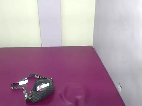 VioletGil Party  online show from October 13, 2025, 7:37 pm