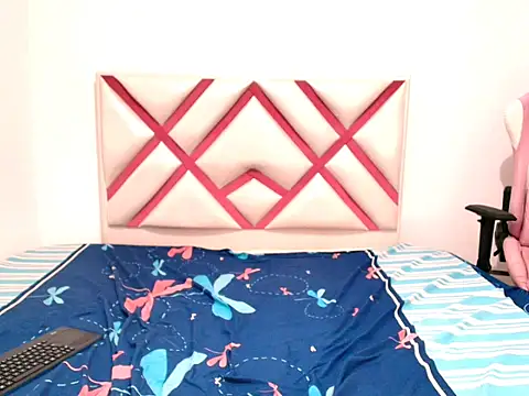 Noha Horny online show from December 4, 2025, 2:27 pm