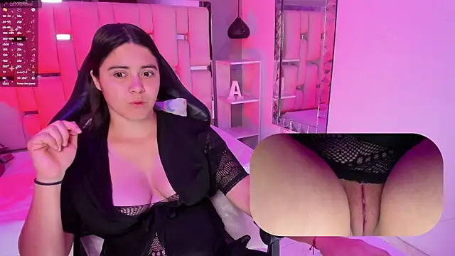 EvaBloom   online show from April 8, 2026, 9:16 pm