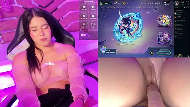 EvaBloom   online show from April 21, 2026, 9:43 pm