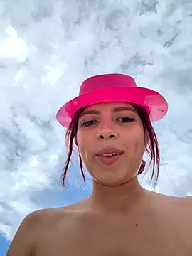 l0lita sweet online show from November 2, 2025, 8:14 pm