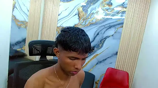 Snapshot of Mick_storm chatting on October 21, 2025, 6:07 pm Mick storm online show from October 21, 2025, 6:07 pm