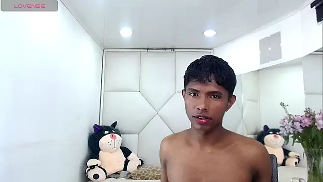 Snapshot of Mick_storm chatting on November 15, 2025, 5:55 am Mick storm online show from November 15, 2025, 5:55 am