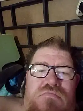 Spencer8181 online show from November 10, 2025, 5:23 am