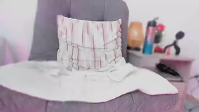 Snapshot of MirandaJohnson_ chatting on February 26, 2026, 2:06 pm MirandaJohnson online show from February 26, 2026, 2:06 pm