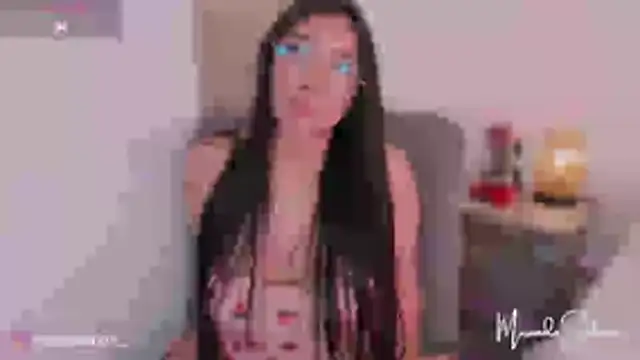 Snapshot of MirandaJohnson_ chatting on December 16, 2025, 2:10 pm MirandaJohnson online show from December 16, 2025, 2:10 pm