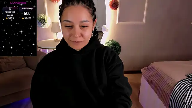 Aisha Goldstein online show from April 10, 2026, 5:58 am